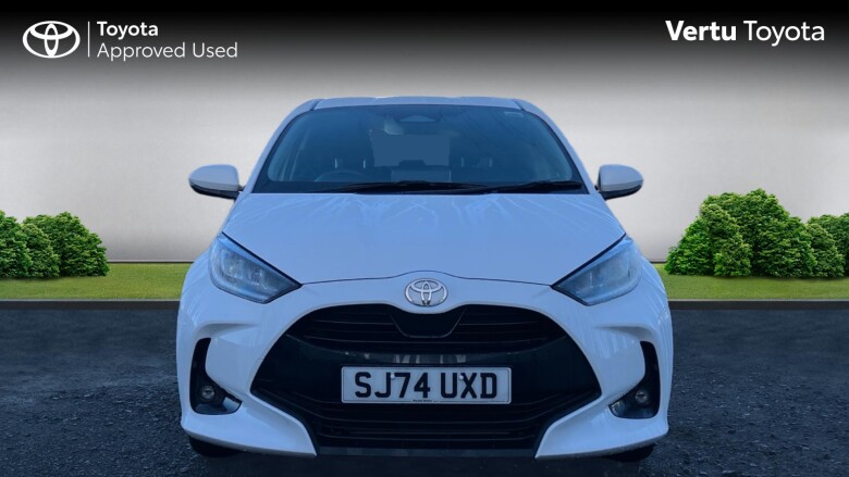 Toyota Yaris 1.5 Hybrid Design 5dr CVT Hybrid Hatchback